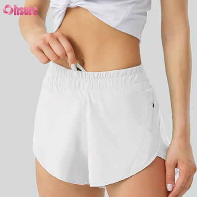 Pantaloncini da yoga casual da donna, altamente traspiranti, ad asciugatura rapida, in poliestere, pantaloni da allenamento con tasche in vita elastiche per sport e corsa