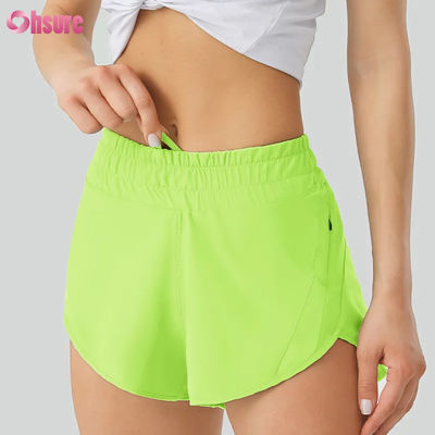 Pantaloncini da yoga casual da donna, altamente traspiranti, ad asciugatura rapida, in poliestere, pantaloni da allenamento con tasche in vita elastiche per sport e corsa