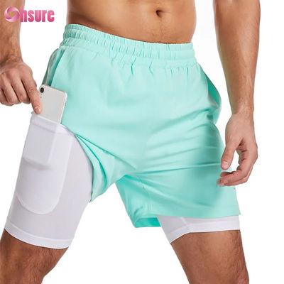 Disegno del logo personalizzato Poliestere 2 in 1 Calzoncini da ginnastica Abbigliamento da allenamento da fitness Uomini Logo standard Calzoncini da ginnastica da bagno solidi