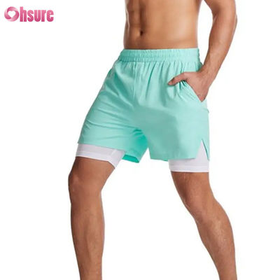 Disegno del logo personalizzato Poliestere 2 in 1 Calzoncini da ginnastica Abbigliamento da allenamento da fitness Uomini Logo standard Calzoncini da ginnastica da bagno solidi