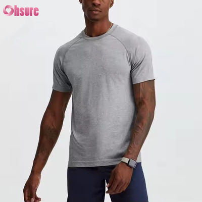 T-shirt da ginnastica sportiva per uomini