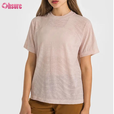 Magliette sportive jacquard traspiranti ad asciugatura rapida con logo personalizzato all'ingrosso, top da yoga a maniche corte da fitness, magliette da palestra da donna a lunghezza corta