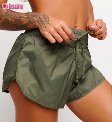 Nuovi pantaloncini da yoga traspiranti e larghi anti-camminata per il tempo libero all'aperto, corsa, 100% nylon, pantaloncini sportivi da donna, pantaloncini caldi sani