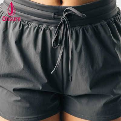 Pantaloncini sportivi atletici a vita alta con design a taglio alto OEM di alta qualità da donna Fitness Palestra Corsa Yoga Pantaloncini Bottoms Casual Tessuto