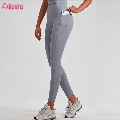Leggings personalizzati Gym Wear Multi Colors Classic Yoga Pants Workout Leggings Women Scrunch Yoga Leggings Sportswear Modello solido