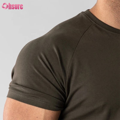 95% Cotone 5% Spandex Blend Tinta Unita Logo Personalizzato Orlo Curvo Longline Maglietta da Uomo per Palestra Bodybuilding