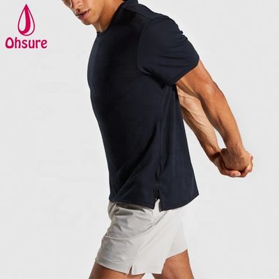 Normal Slim Fit Crew Neck Mens Gym T-shirt Muscle Wear Uomo T-shirt sportivo rilassato con spaccature laterali