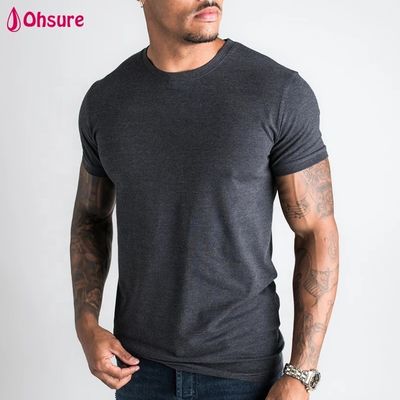 Fornitori di Abbigliamento Uomo all'Ingrosso T-shirt Uomo in Cotone di Alta Qualità Taglia e Logo Personalizzati Tinta Unita Vestibilità Comoda Palestra Uomo T-shirt