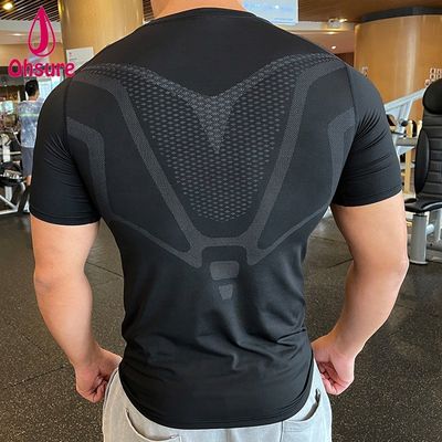 T-shirt a manica corta adatta ad assorbimento del sudore all'ingrosso Custom New Design Uomini Sport Gym Corsa Sport Casual Tessuto